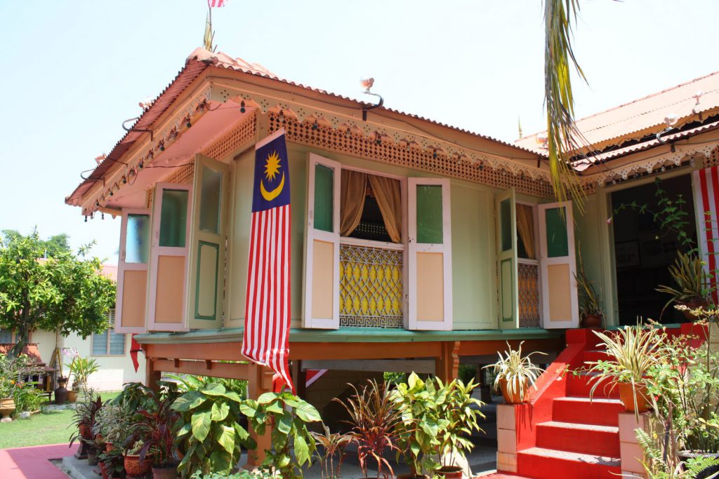 Nak Tengok Kampung Melayu Asli Melaka, Kena Singgah Ke Kampung Morten