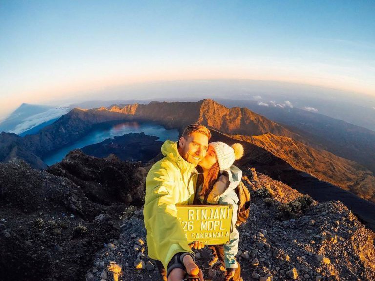 Pendaki Bujang Lelaki Atau Wanita Tidak Boleh Tinggal ‘Bersama’  Dalam Khemah Di Gunung Rinjani