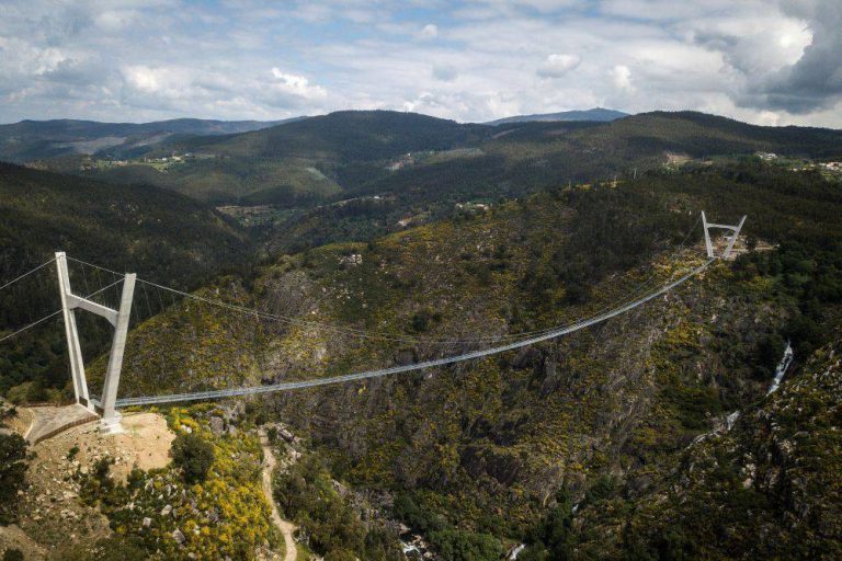 Jambatan Gantung Terpanjang Di Dunia, Arouca 516 Jadi Mercu Tanda Terbaru Portugal