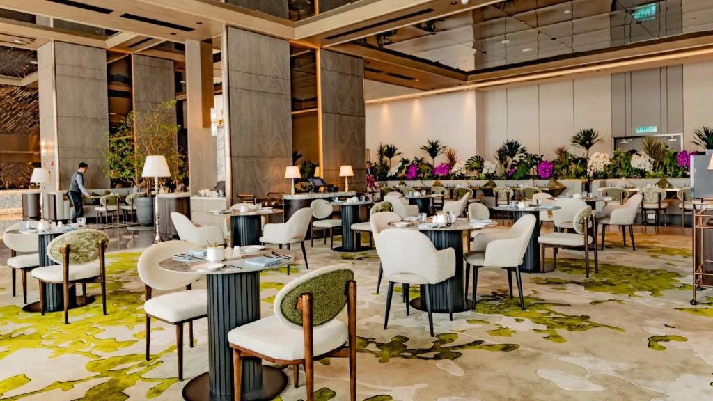 Crockfords Kekal Hotel 5-Bintang Forbes, Lakar Sejarah Lapan Tahun Berturut-turut 6 Crockfords Kekal Hotel 5-Bintang Forbes, Lakar Sejarah Lapan Tahun Berturut-turut