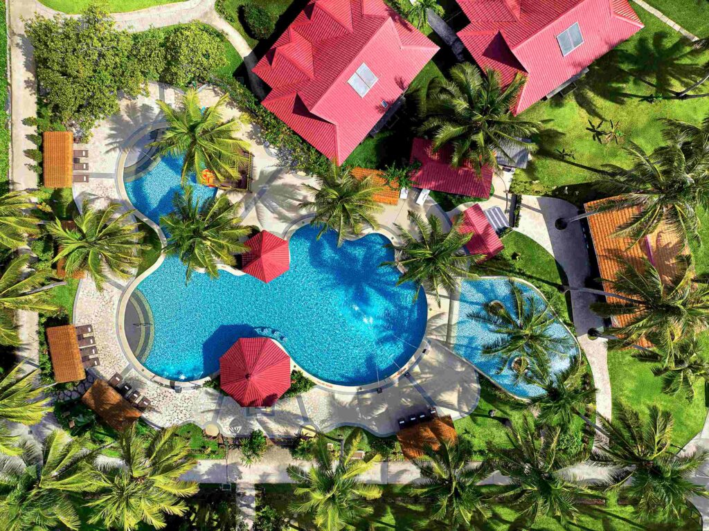 Menyapa Tenang Angin Tuaran, Percutian Tepi Pantai Yang Mendamaikan Di Hilton Garden Inn