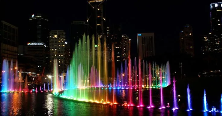 KLCC Bukan Sekadar Tempat Bergambar, Ini Tarikan Infotainment Yang Boleh Dikunjungi 29 KLCC Bukan Sekadar Tempat Bergambar, Ini Tarikan Infotainment Yang Boleh Dikunjungi