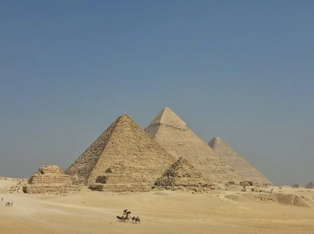 10 Lokasi Paling Menarik Di Afrika, Dari Piramid Giza Ke Safari Serengeti 13 10 Lokasi Paling Menarik Di Afrika, Dari Piramid Giza Ke Safari Serengeti