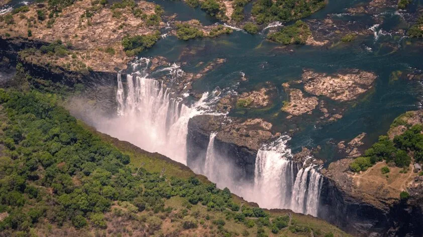 10 Lokasi Paling Menarik Di Afrika, Dari Piramid Giza Ke Safari Serengeti 16 10 Lokasi Paling Menarik Di Afrika, Dari Piramid Giza Ke Safari Serengeti