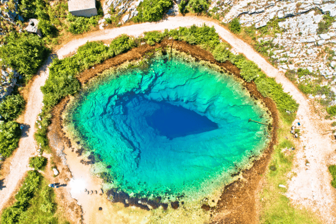 Eye Of The Earth, Saat Bumi Seakan Membuka Matanya di Croatia 7 Eye Of The Earth, Saat Bumi Seakan Membuka Matanya di Croatia