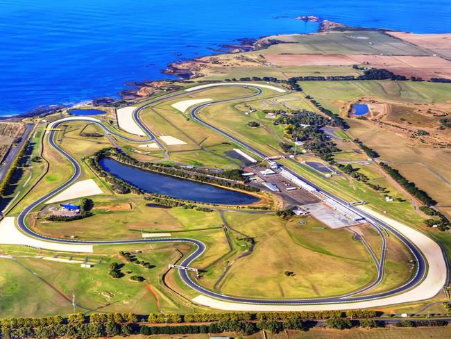 Top 6 Litar MotoGP Tercantik Di Dunia, Sepang Pun Masuk Senarai! 8 Top 6 Litar MotoGP Tercantik Di Dunia, Sepang Pun Masuk Senarai!