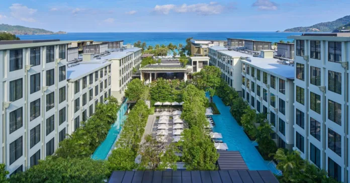 Hilton (51)