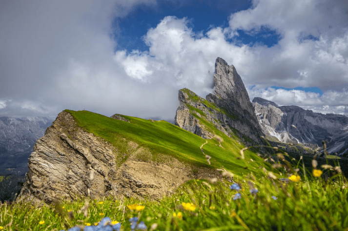 Dolomites, Pergunungan Cantik Di Itali. Ini Sebab Ramai Nak Jejakkan Kaki Kesini. 7 Dolomites, Pergunungan Cantik Di Itali. Ini Sebab Ramai Nak Jejakkan Kaki Kesini.