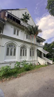Carcosa Kuala Lumpur: Rumah Agam Putih Yang Sepi & Menunggu Untuk Kembali Hidup 6 Carcosa Kuala Lumpur: Rumah Agam Putih Yang Sepi & Menunggu Untuk Kembali Hidup