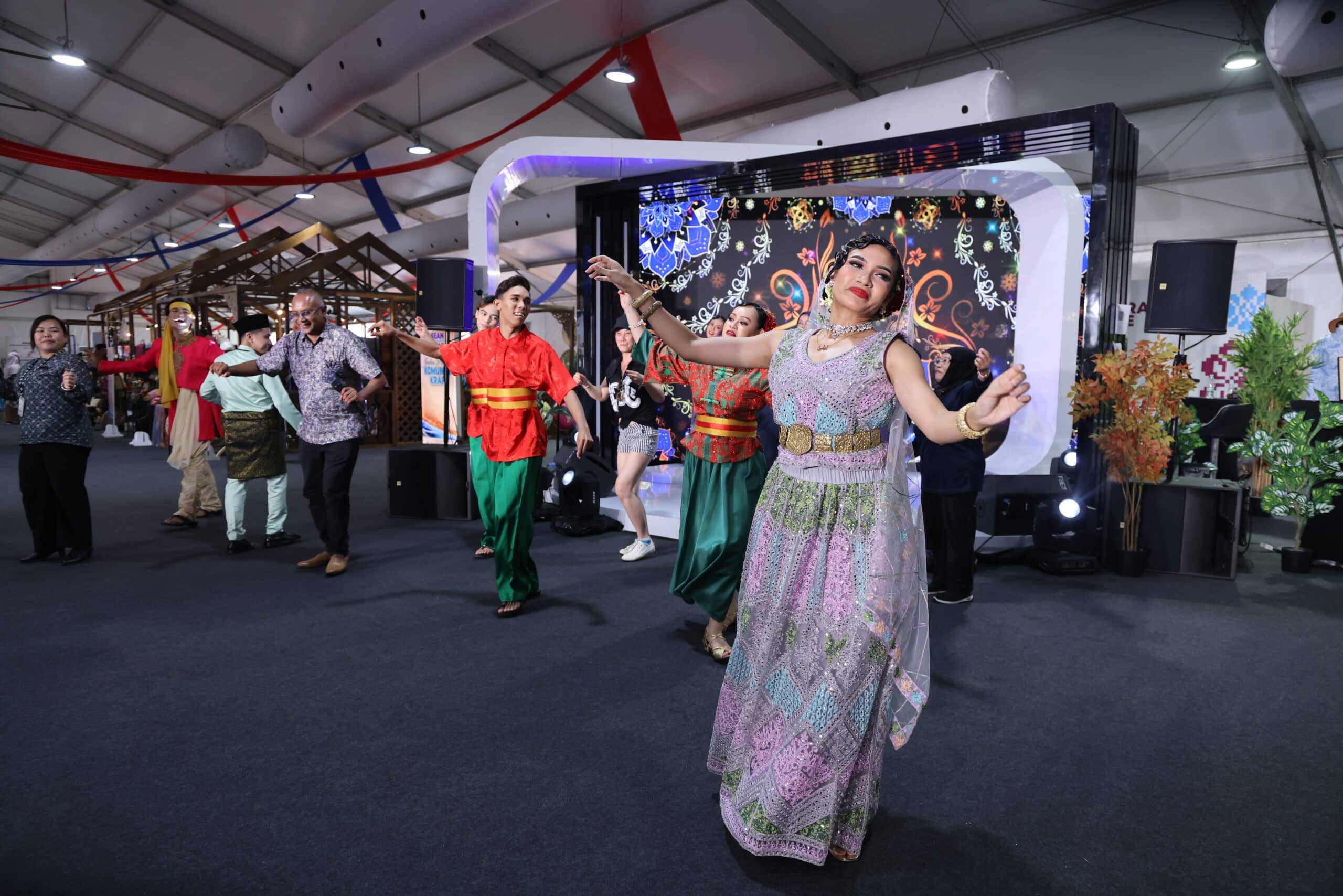 Dari Ukiran Jade Hingga Seni Maori, MICF 2026 Himpunkan Kraf Dunia Di Kuala Lumpur 5 Dari Ukiran Jade Hingga Seni Maori, MICF 2026 Himpunkan Kraf Dunia Di Kuala Lumpur