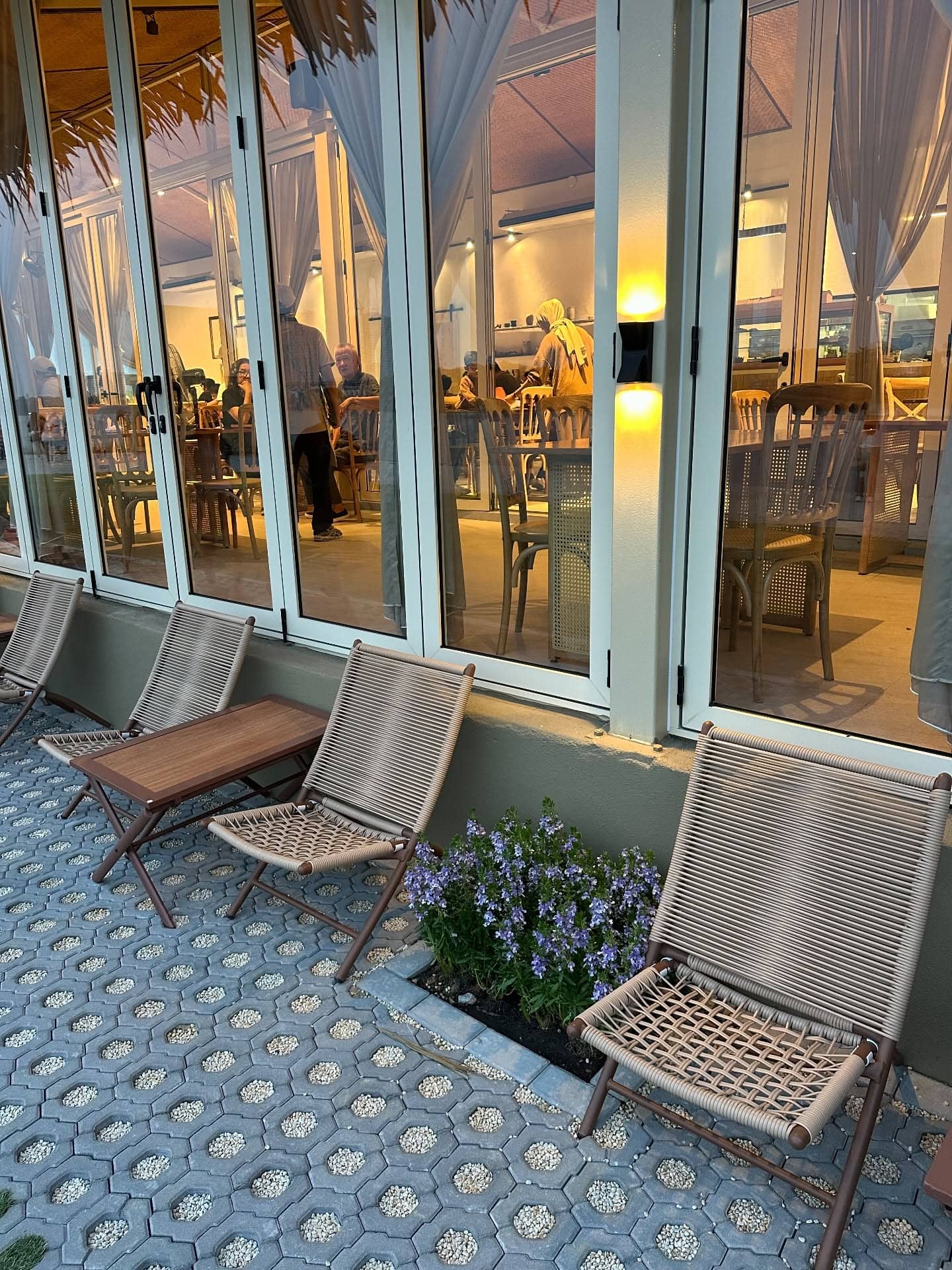New Spot Di Puchong! StarValley Lakeside Ada Glamping Tepi Tasik & Cafe Cantik Untuk Short Getaway 4 New Spot Di Puchong! StarValley Lakeside Ada Glamping Tepi Tasik & Cafe Cantik Untuk Short Getaway