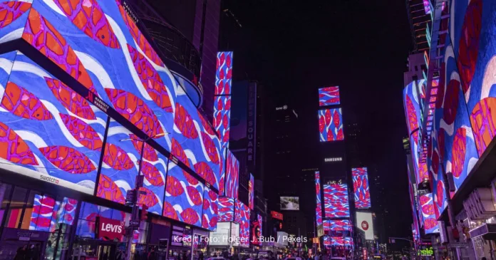 midnight moment times square