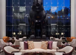 Butler 24 Jam, Bilik Mewah & Turn Down Service, Lelaki Ini Kongsi Pengalaman Staycation RM1,200++ di The St. Regis Kuala Lumpur The St. Regis Kuala Lumpur