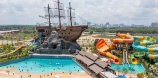 SplashMania WaterPark